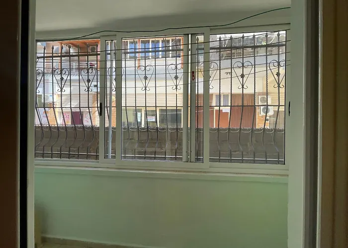 Aza Central Apartment