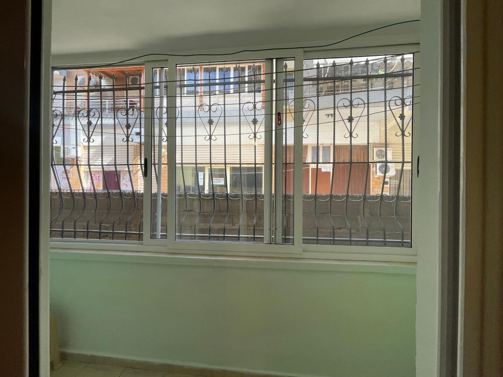 Aza Apartment *