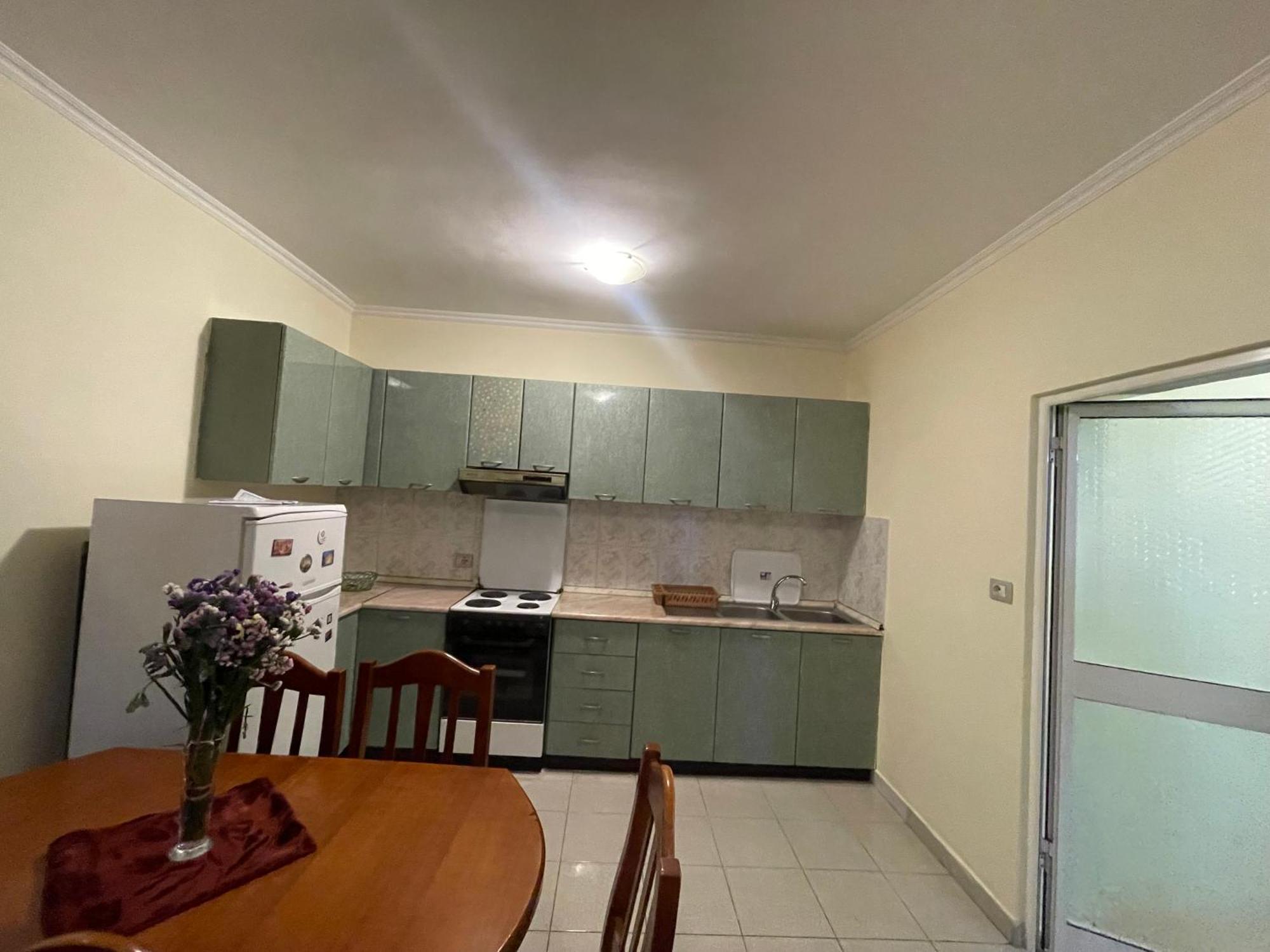 Aza Apartment *