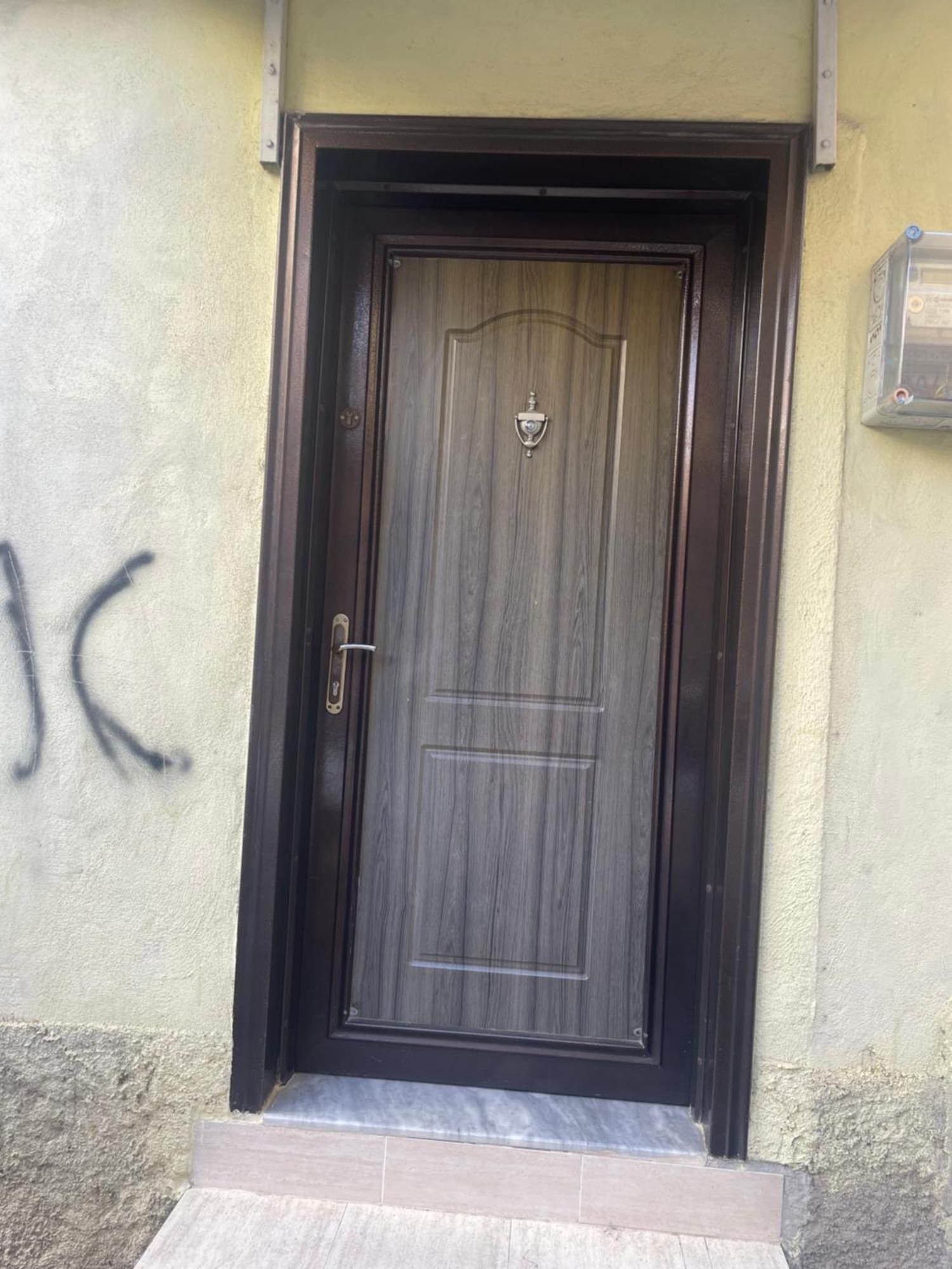 Aza Tirana